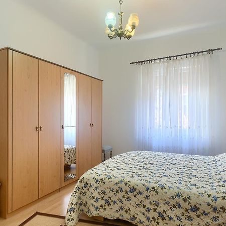 Aida Pula Apartment Luaran gambar