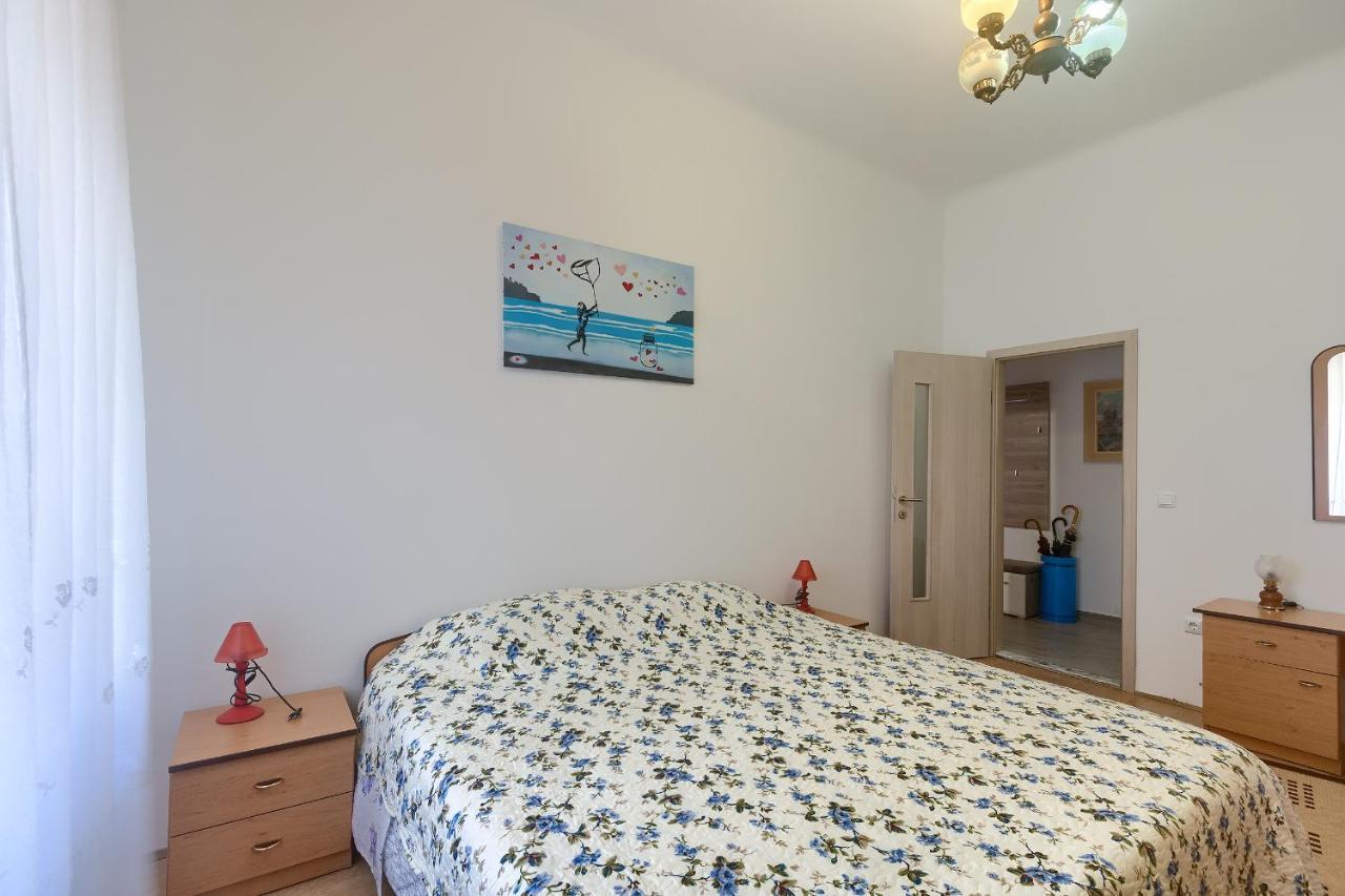 Aida Pula Apartment Luaran gambar