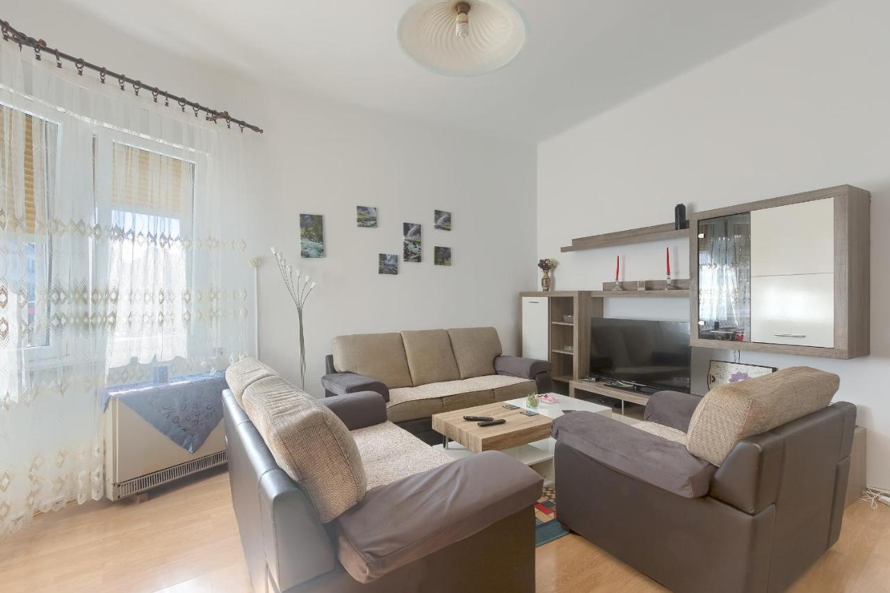 Aida Pula Apartment Luaran gambar